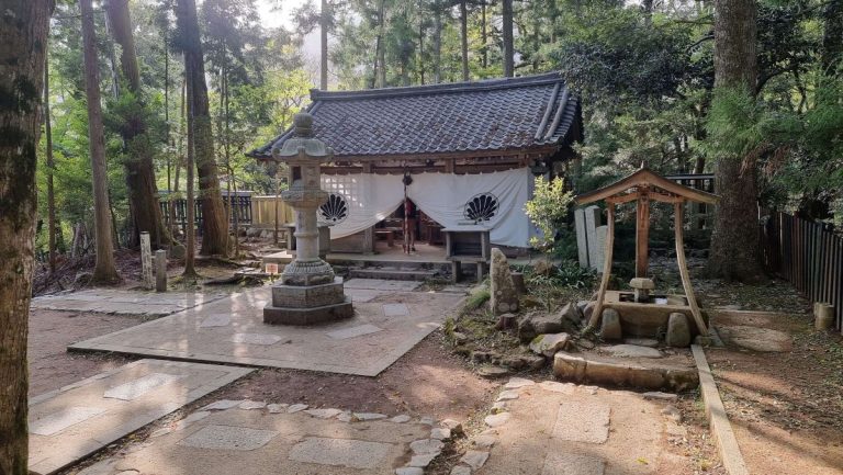 What I love about Reiki Okunoin Mao-den Mount Kurama Kyoto Japan